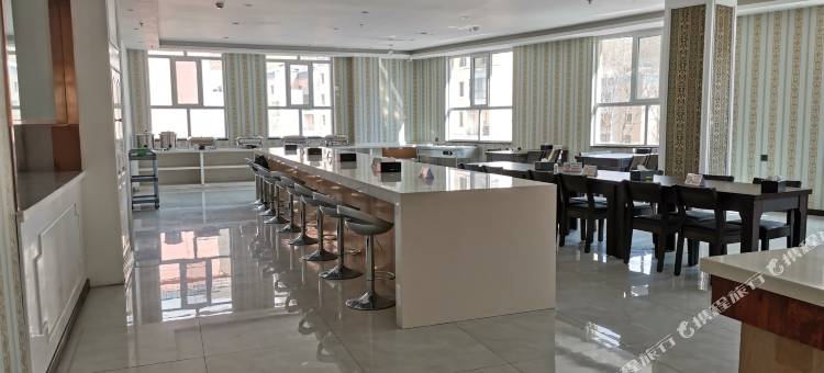 玉树青赣大酒店(格萨尔王广场店)图片