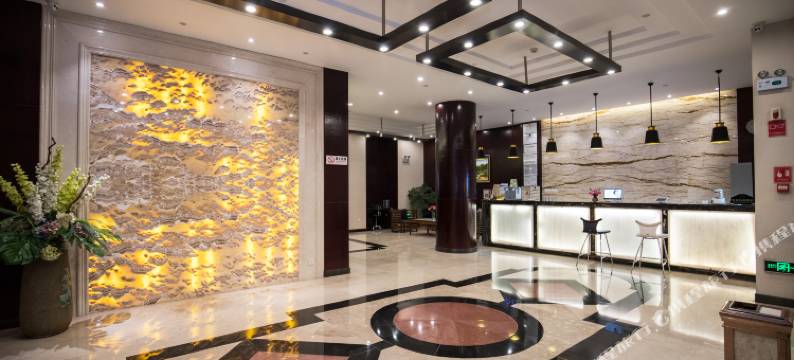 金泉商务酒店(延安医院昆明南屏街店)图片