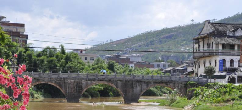 平远豪居人家酒店图片