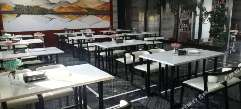 弥渡舜班酒店图片