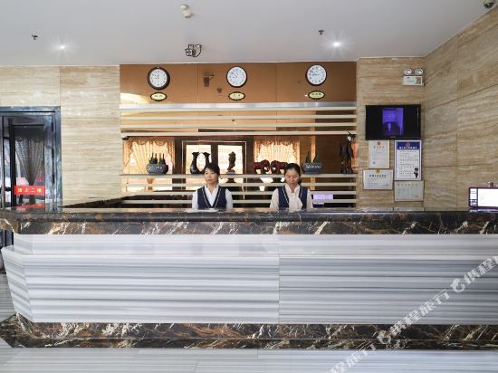 万鹏酒店(遂溪全丰广场店)
