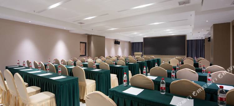 麗枫酒店(岳阳高铁东站沃尔玛店)图片