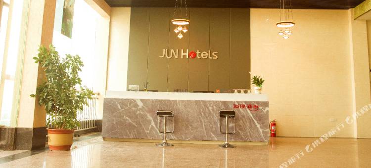 骏怡连锁酒店(费县上冶紫荆广场店)图片