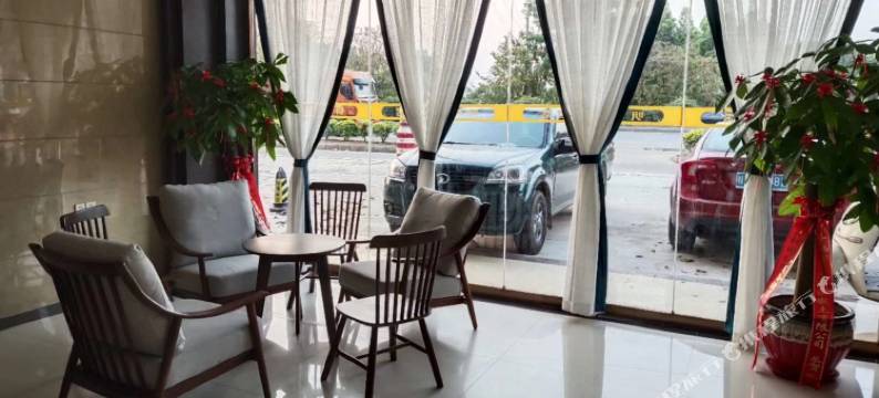 田东南婆湾酒店图片