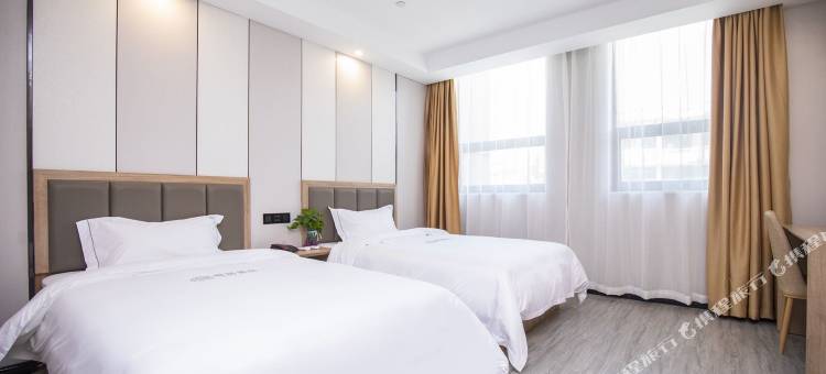 咖居酒店(南京长江大桥阅江楼店)图片