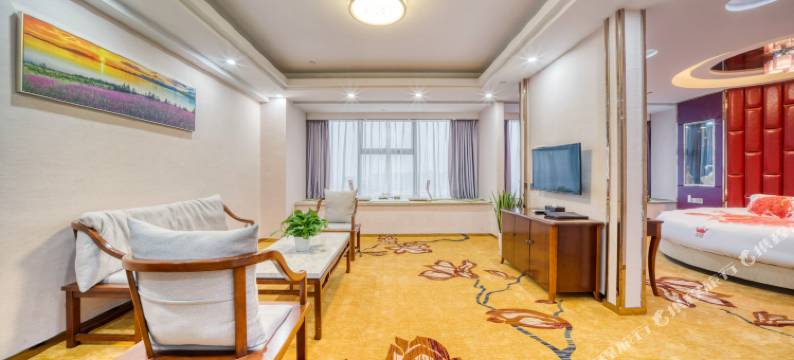 春讯皇冠大酒店(杭州仁和大道店)图片