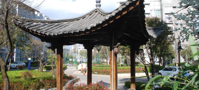 丽江360度雪山观景90平米精品豪华家庭套房图片