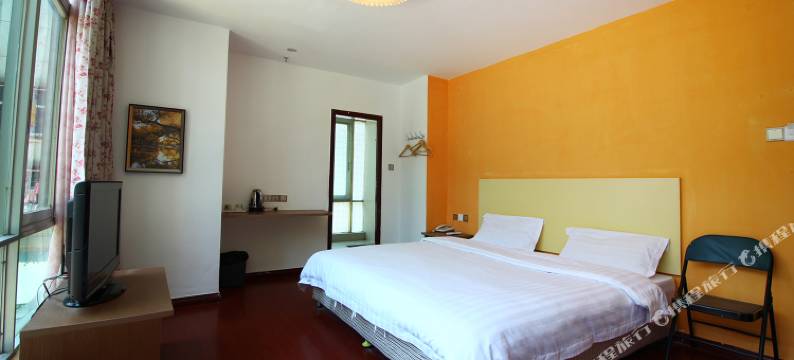 玛客艇酒店(珠海情侣路日月贝店)图片