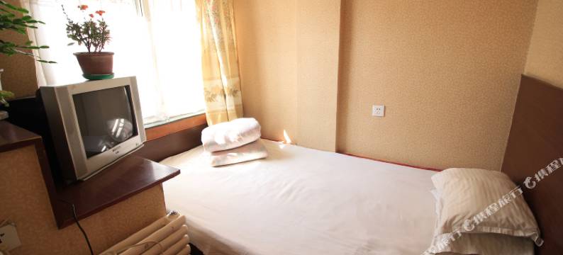 栖霞安君居旅社图片