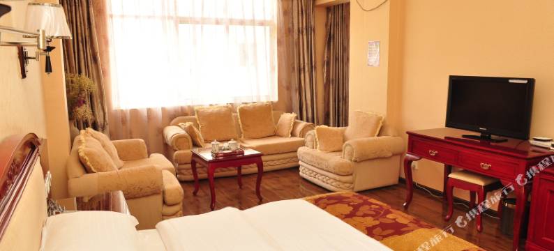 云龙宝龙酒店图片