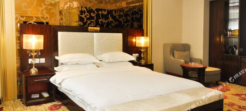 滦平豪门大酒店图片