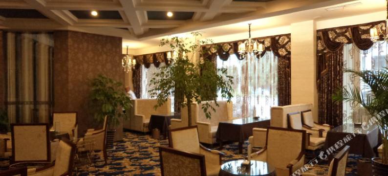 邛崃富宏大酒店(邛崃第一中学高铁站店)图片