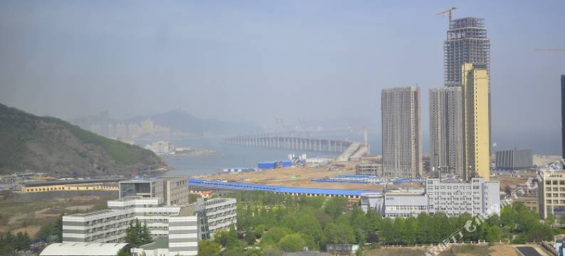 橡日海景公寓(大连高新万达店)图片