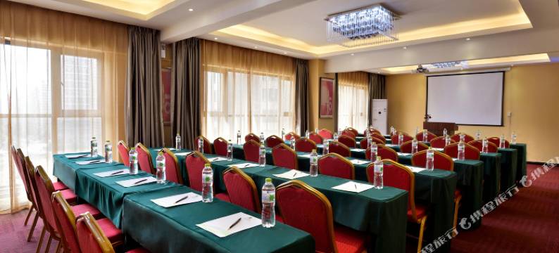 远锦国际酒店(成都火车东站凯德广场店)图片