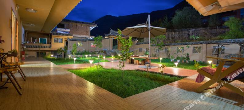 泸沽湖那年客栈图片