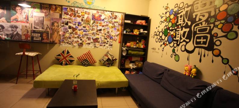 长颈鹿青年旅舍(深圳会展中心店)图片