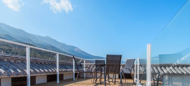 大理泊宁山馆图片