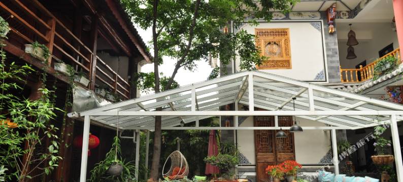 大理云从龙客栈图片