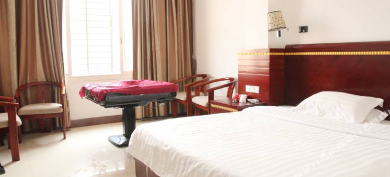 高州南达宾馆图片