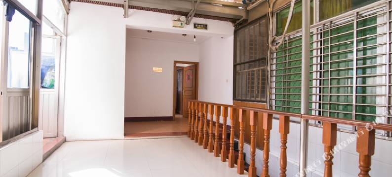 丹阳城东大旅馆图片