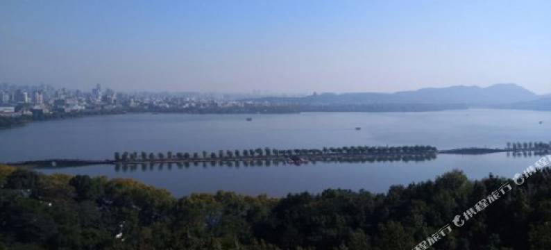 雅诗酒店(西湖湖滨定安路地铁站店)图片