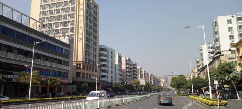 阳光假日酒店(佛山三水广场店)图片