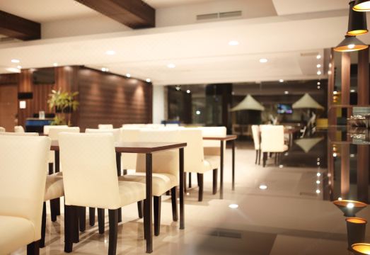 Bonnet Hotel SurabayaHotel Overview