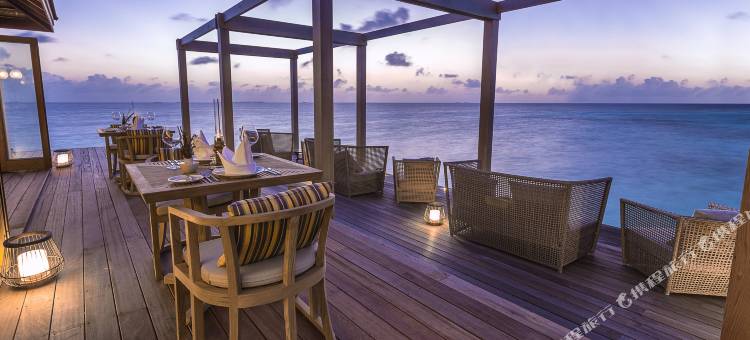 芙拉瓦丽岛度假酒店(Hurawalhi Island Resort)图片