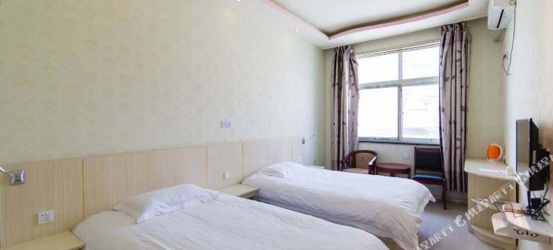 南召现代宾馆图片