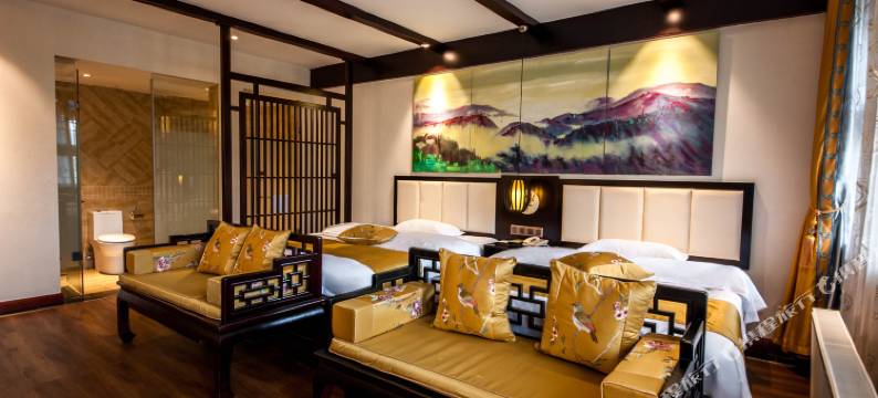 灵秀印象酒店(峨眉报国寺店)图片