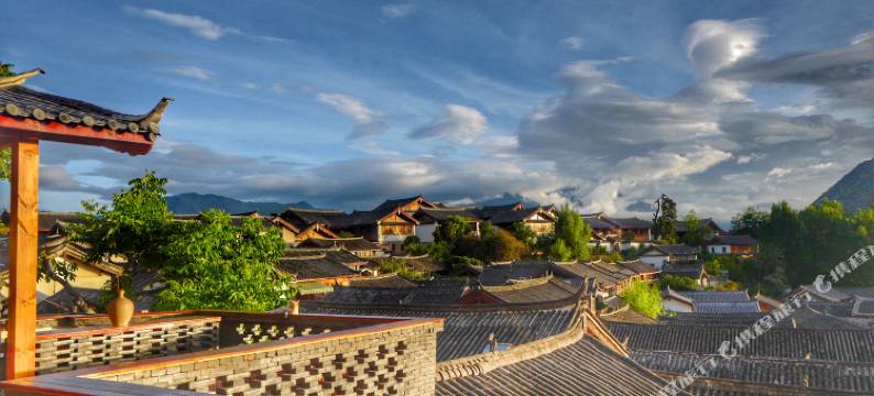 心宿雪山倾城全景度假会馆(丽江古城狮子山店)图片
