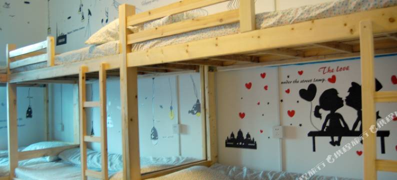 街角青年旅舍(哈尔滨中央大街店)图片