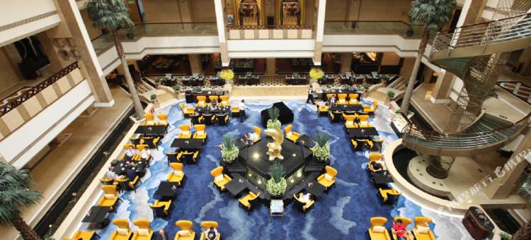 新疆尊茂银都酒店(红山公园自治区博物馆店)图片