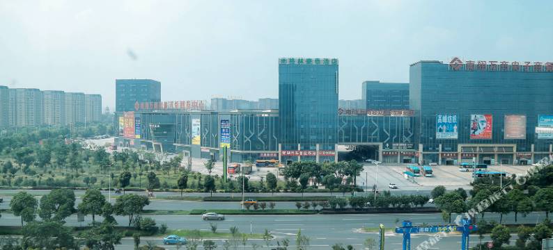 江城酒店(芜湖方特二期海洋公园店)图片