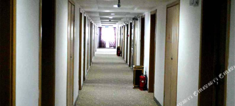 嘉驿时尚酒店(郑州东十里铺地铁站店)图片