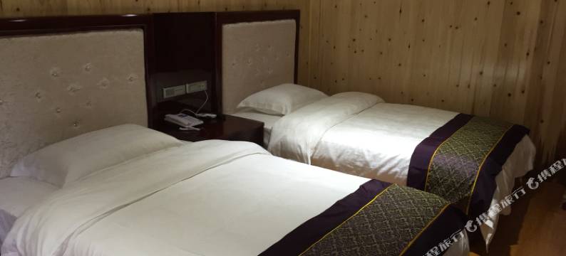 汉阴华元山庄图片