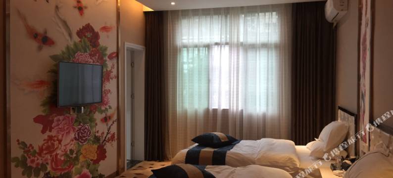 晴隆唛尚主题酒店图片