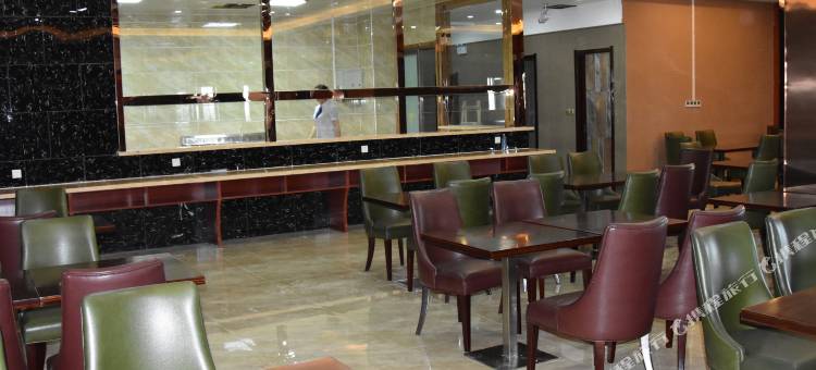 丹霞明月酒店(张掖国家湿地公园店)图片