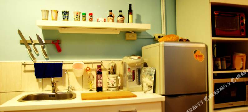 南投岛中央旅人聚场图片