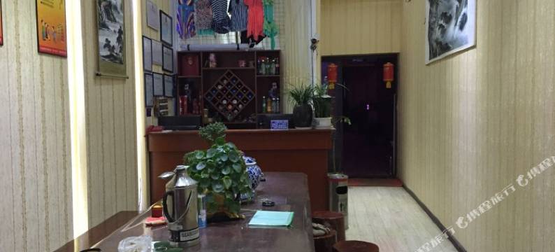 洱源金城酒店图片