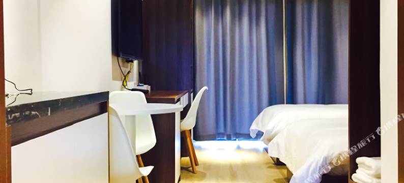 Xbed互联网民宿(贵阳贵安数字经济产业园店)图片