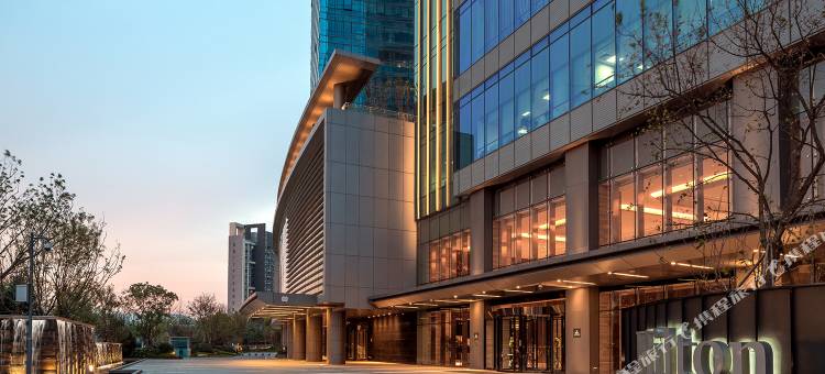 济南鲁能希尔顿酒店及公寓图片