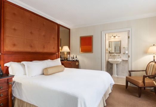 Iroquois New York Times Square Hotel Overview