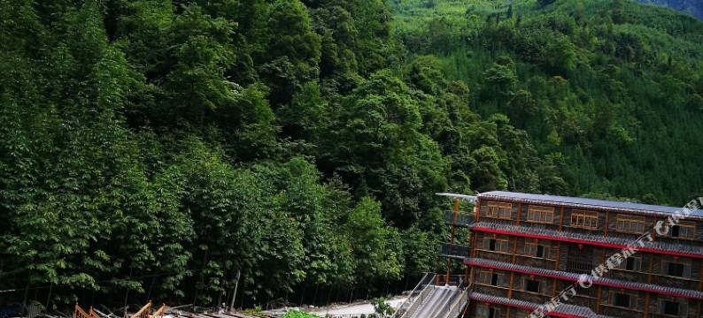 宝兴东拉山兴国农庄图片