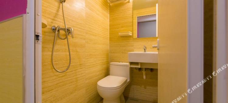 易佰连锁旅店(兰州东方红广场万象城店)图片