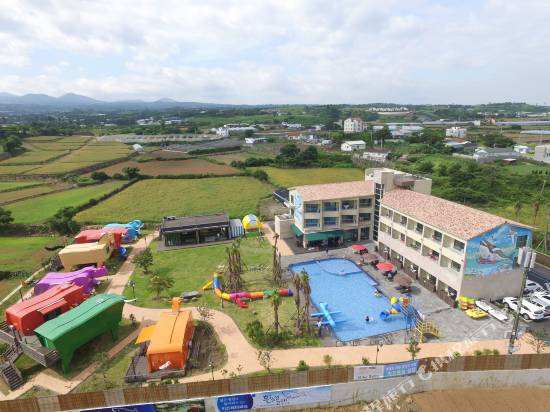 濟州藍鯨度假村