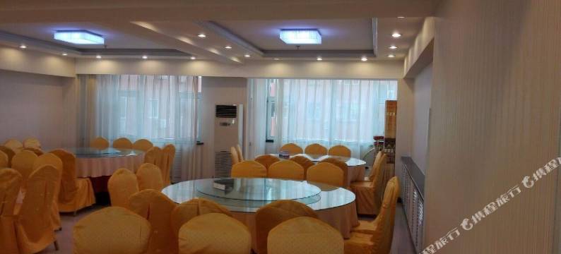 盛悦商务酒店(荣成高铁站店)图片