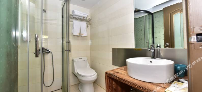 南苑e家酒店(宁波客运中心地铁站店)图片