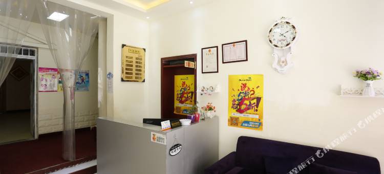 爱家主题宾馆(开封清明上河园河南大学金明校区店)图片