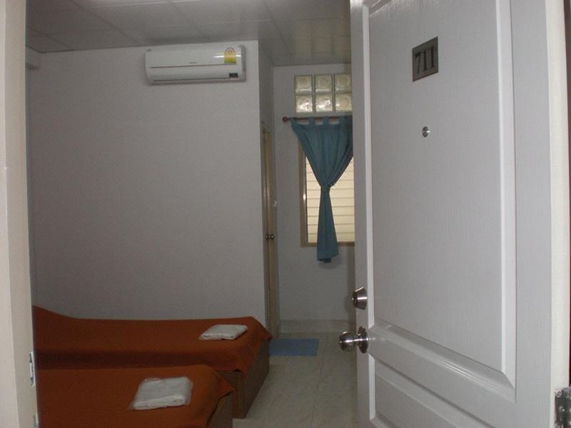 Thana Place Charunsanitwong 34 Hotel Reviews And Room Rates - 